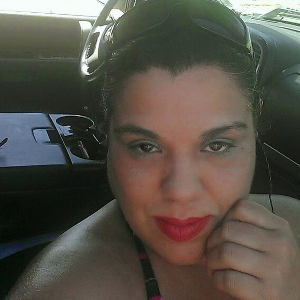 Meet your Posher, Celicia